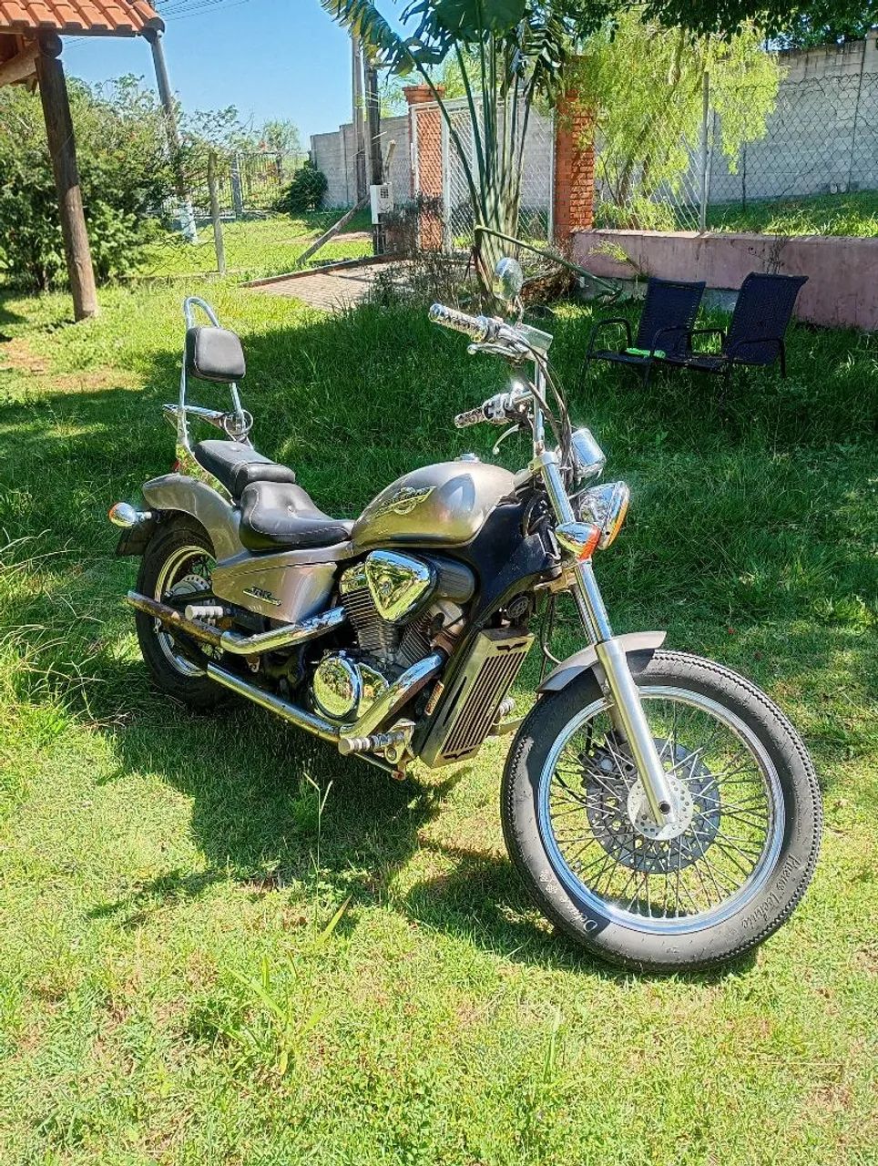 Shadow 600