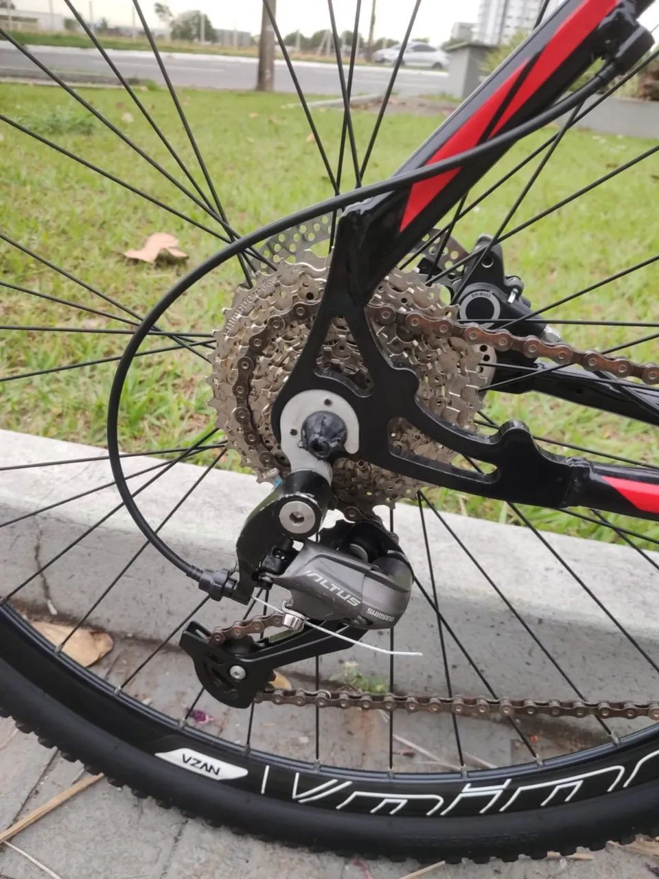 Bicicleta ECOS Aro 29 Kit Shimano Altus Completo - Foto 4
