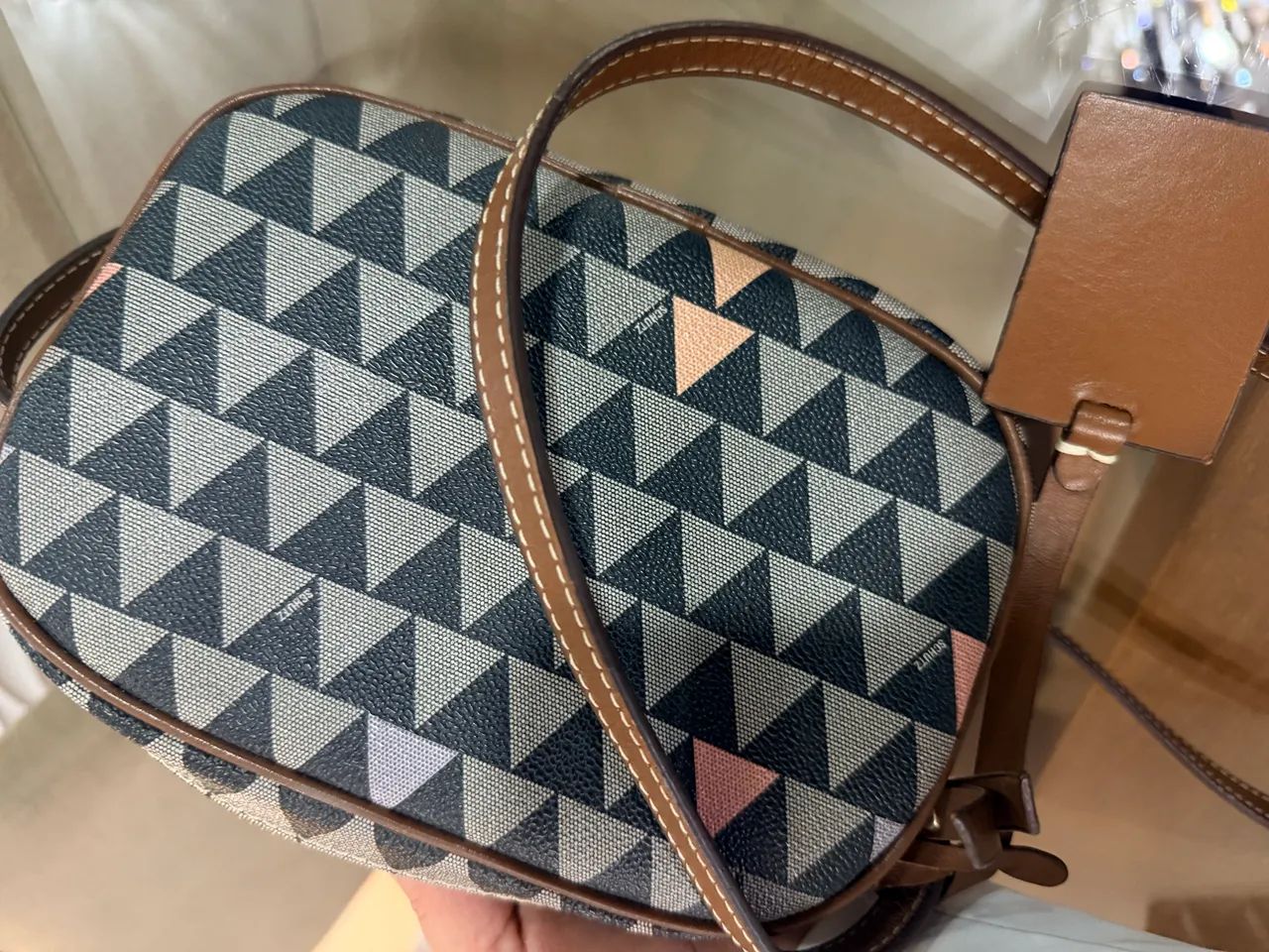 Bolsa Schutz Triangle  - Foto 2