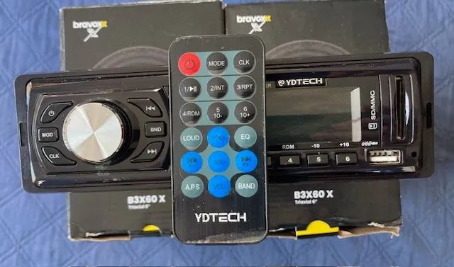 Rádio universal com Bluetooth 