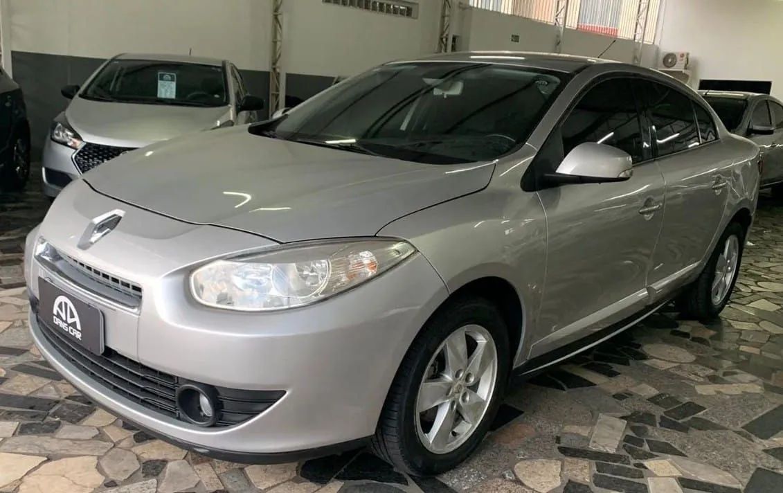 Renault Fluence SED. DYNAMIQUE 2.0 16V FLEX AUT. 2011