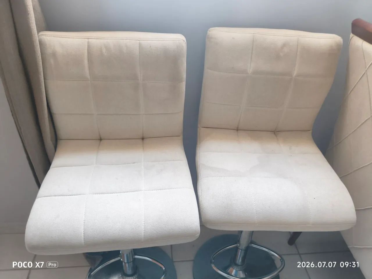 Poltrona/banqueta em linho  - Foto 4