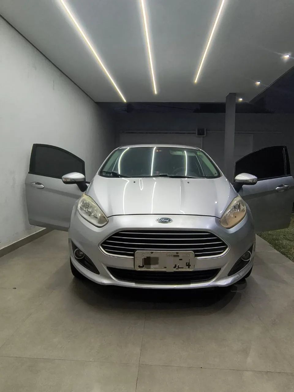Ford New fiesta sedã 2014 completo 
