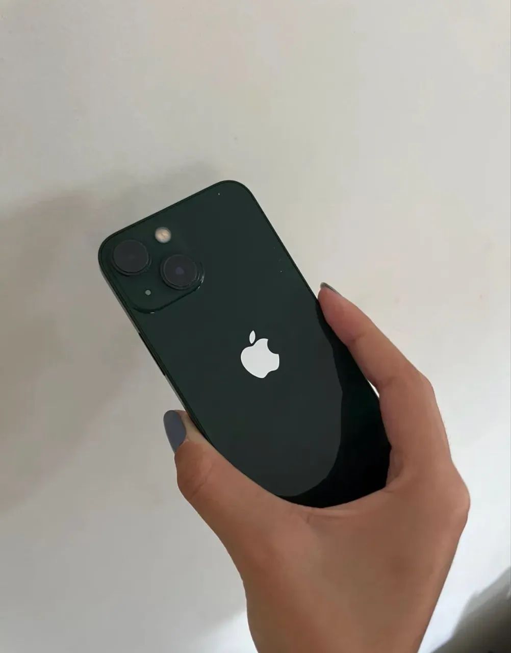 iPhone 13 mini verde vendo ou troco  - Foto 2