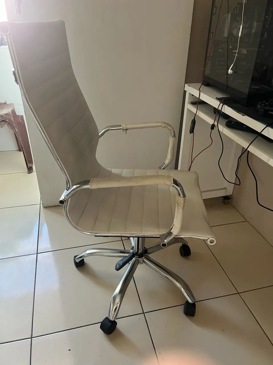 Vendo cadeira executiva  - Foto 3