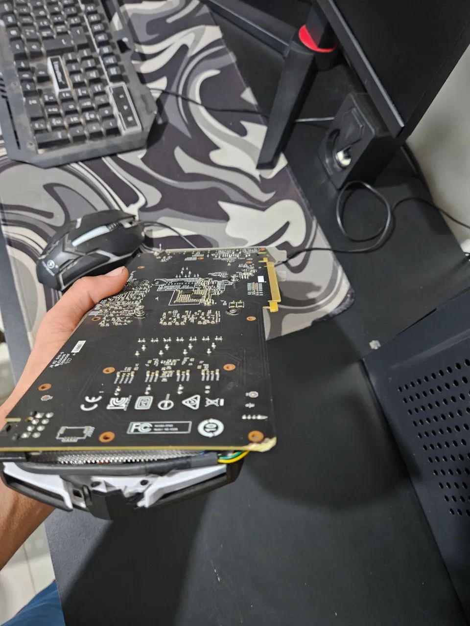 Placa de video 1060 com defeito - Foto 4