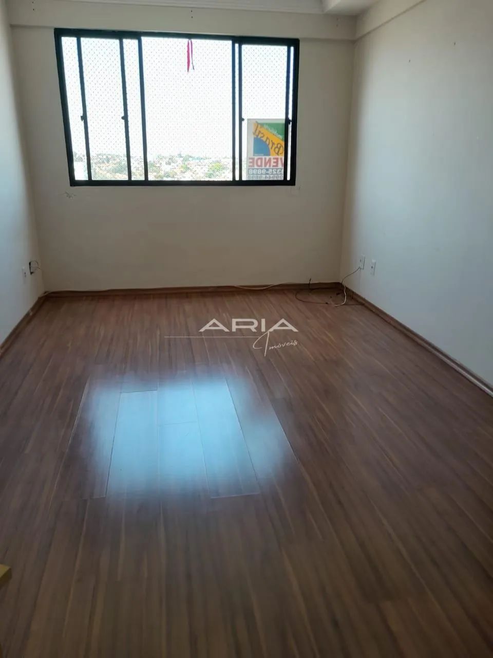 Apartamento à VENDA no Edifício Sevilha, região central, Londrina PR - Foto 2
