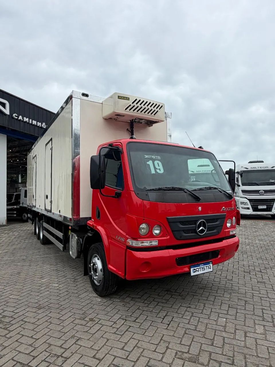 Accelo 1316 6x2 2p (diesel)(E5) - Foto 3