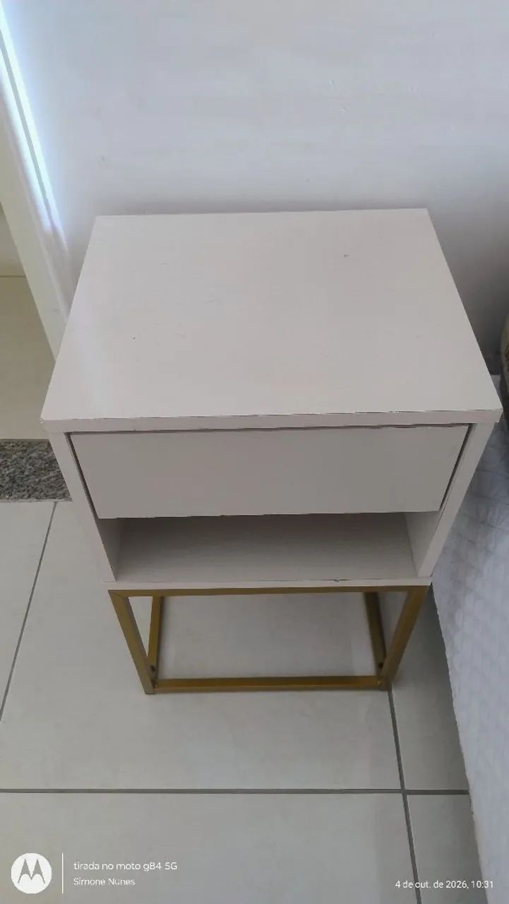 Criado mudo 