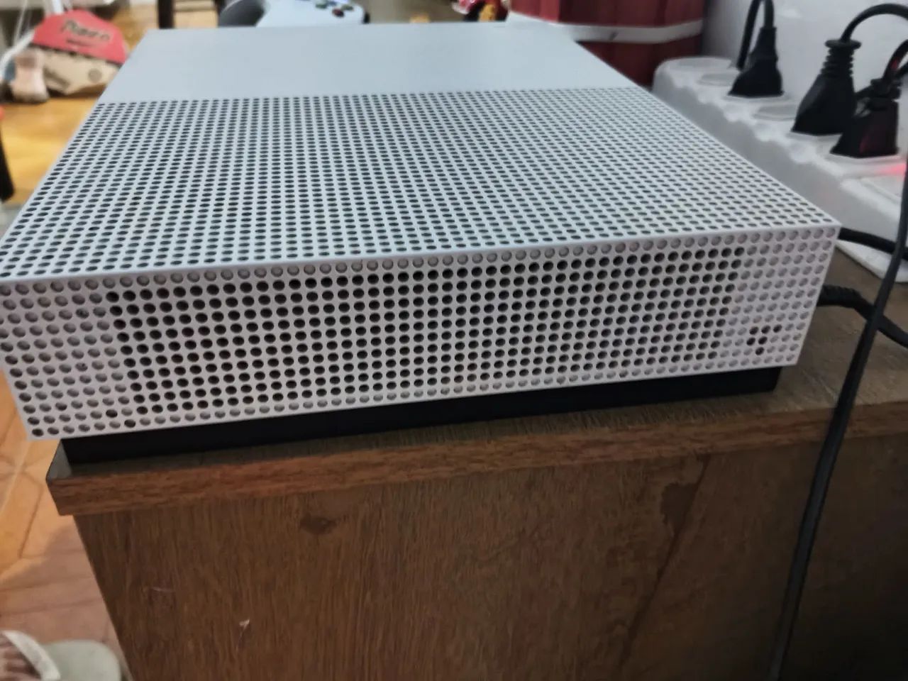 Xbox One S 4k 500gb - Foto 4