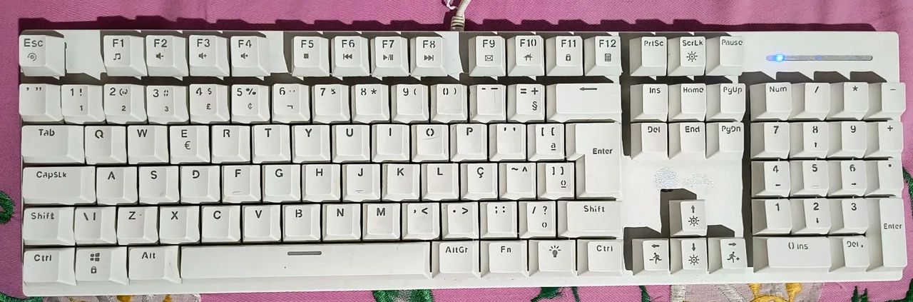 Teclado mecânico gamer
