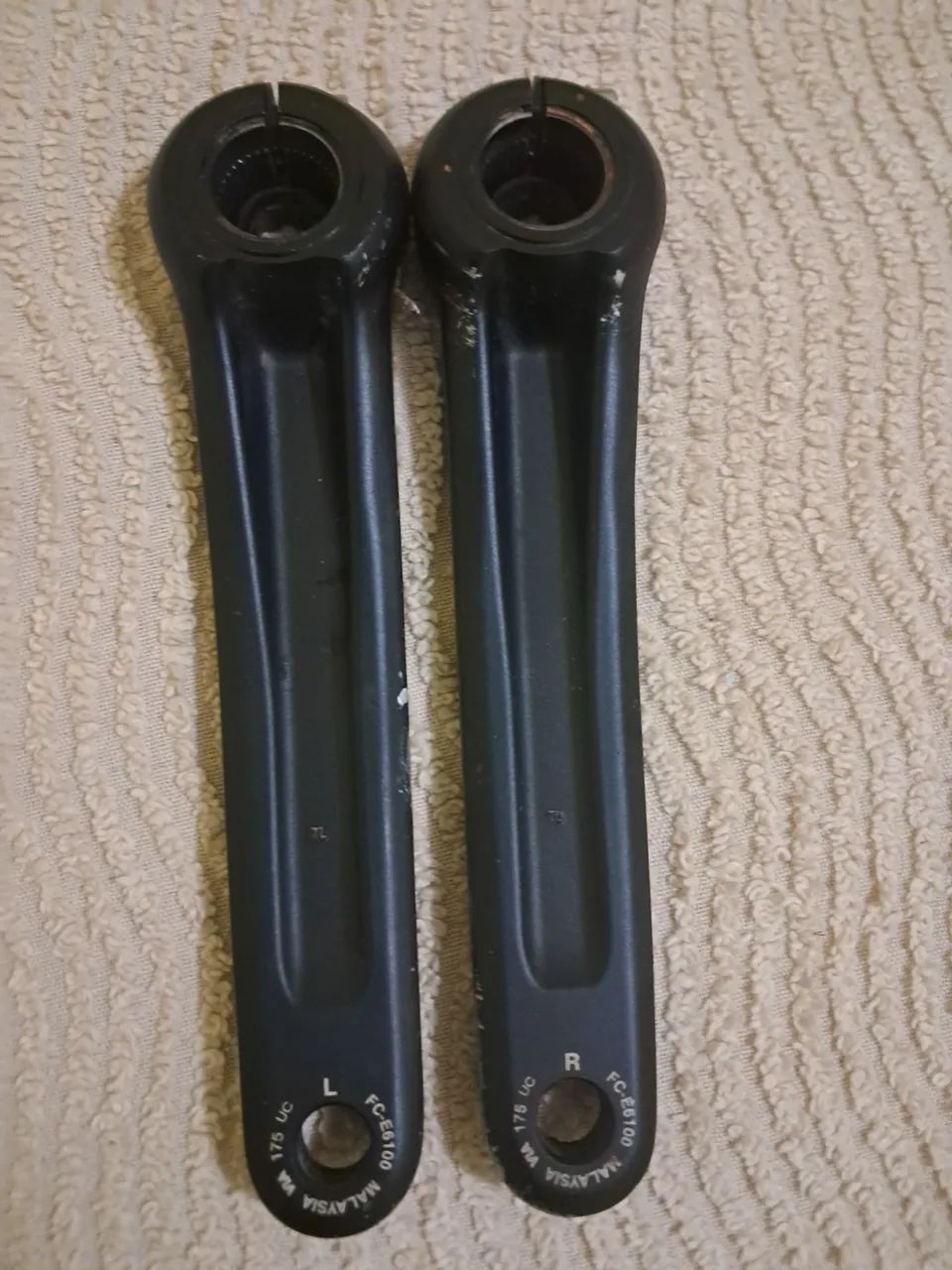  Braços pedivela shimano FC-E6100 - Foto 2