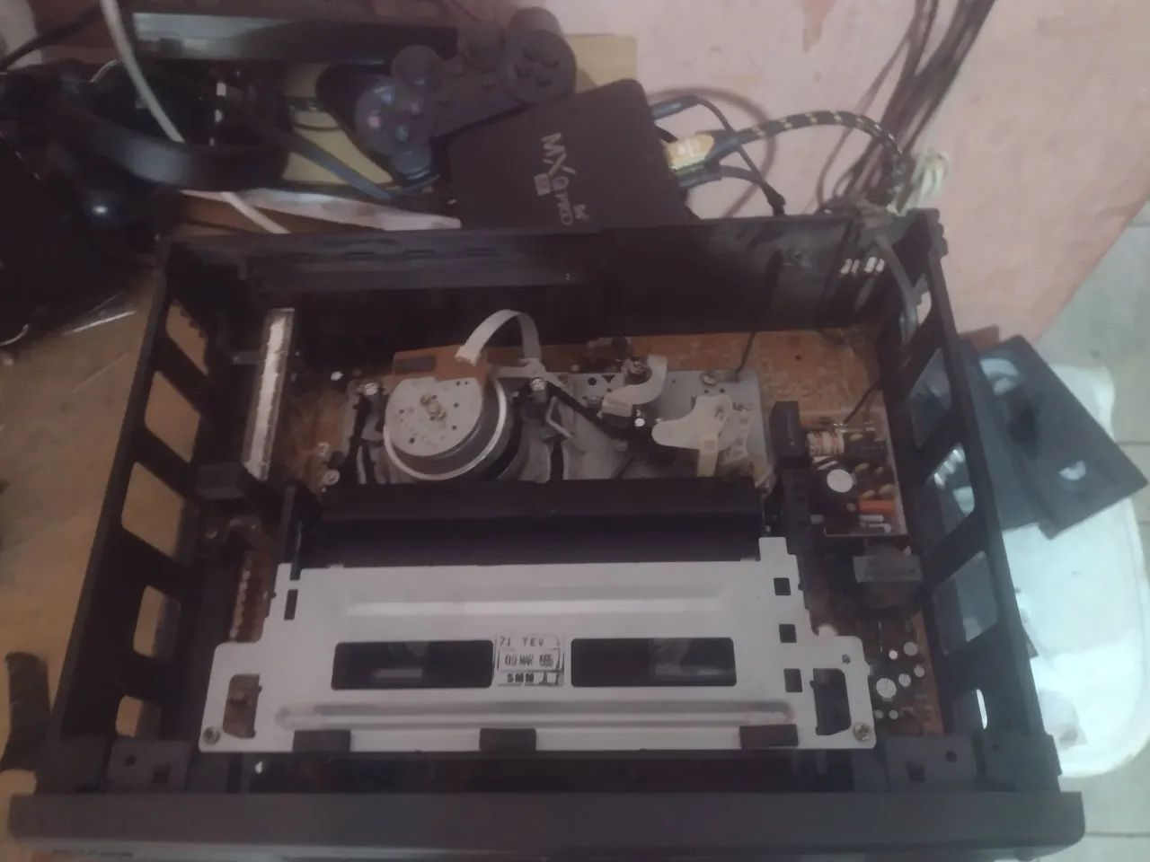 Vídeo cassete Sharp funcionando normal  - Foto 2