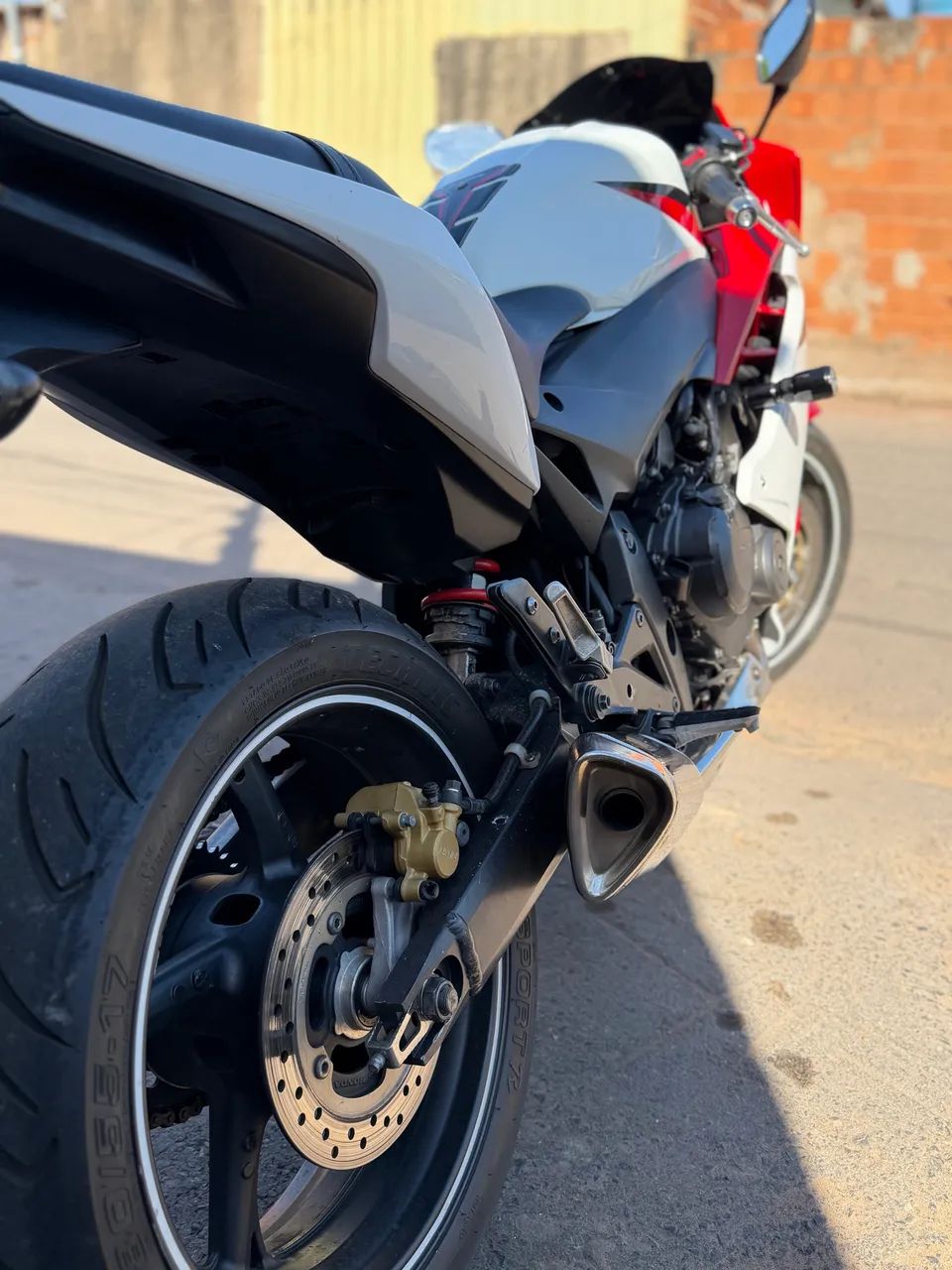CBR 600F - Foto 3