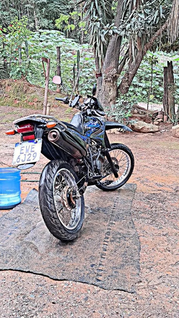XTZ 125 XE - Foto 3