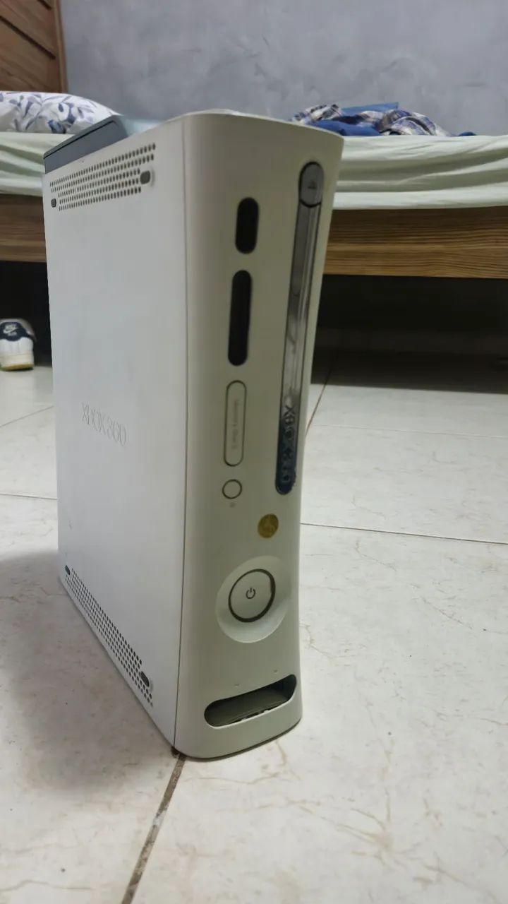 Xbox 360 branco 500gb