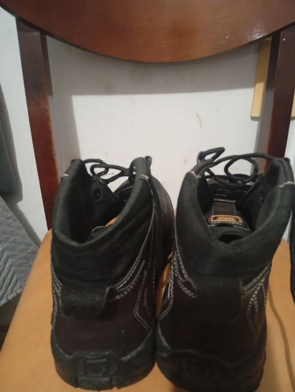 Vender uma ? bota - Foto 5