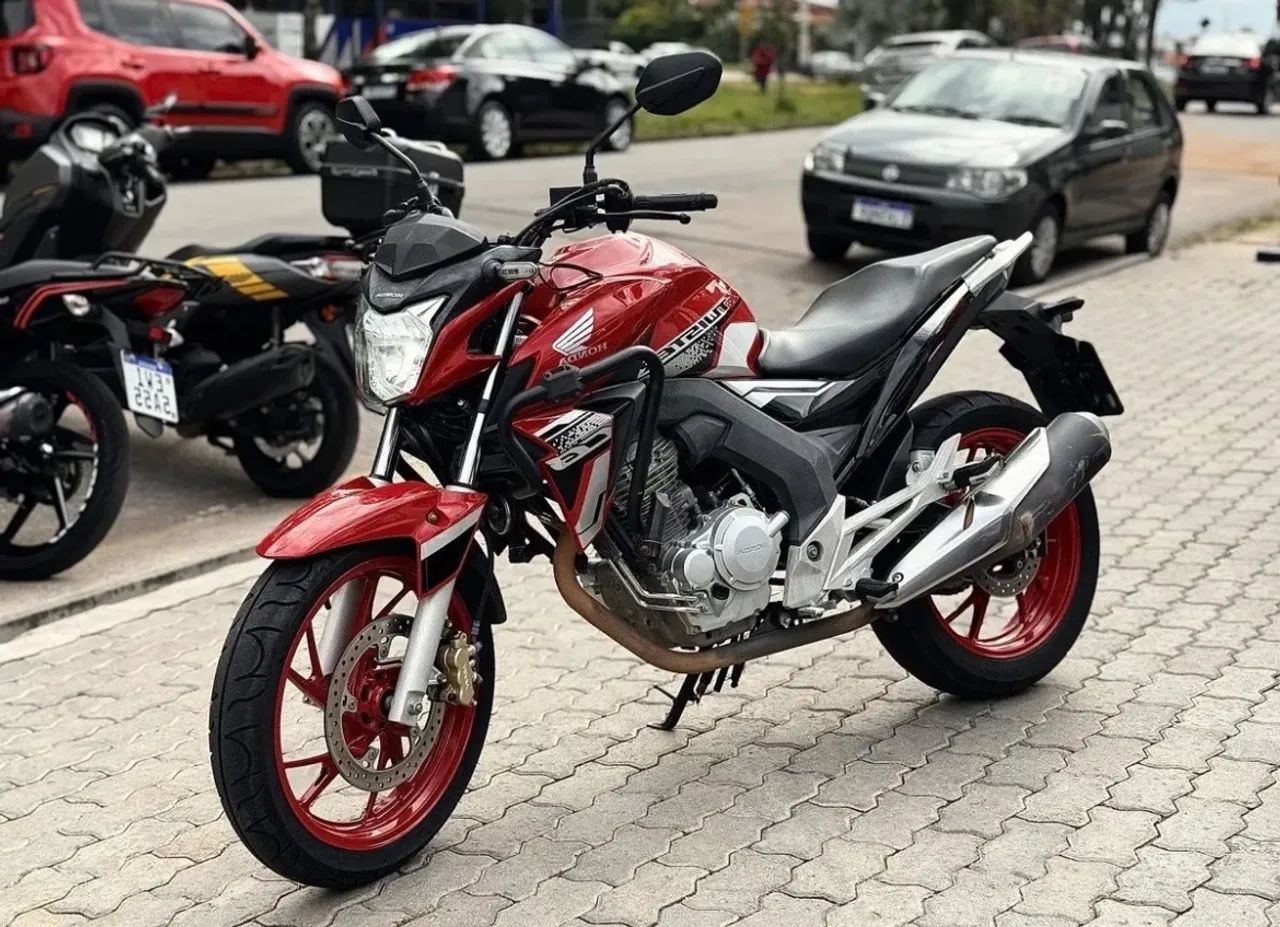 Cb 250F Twister