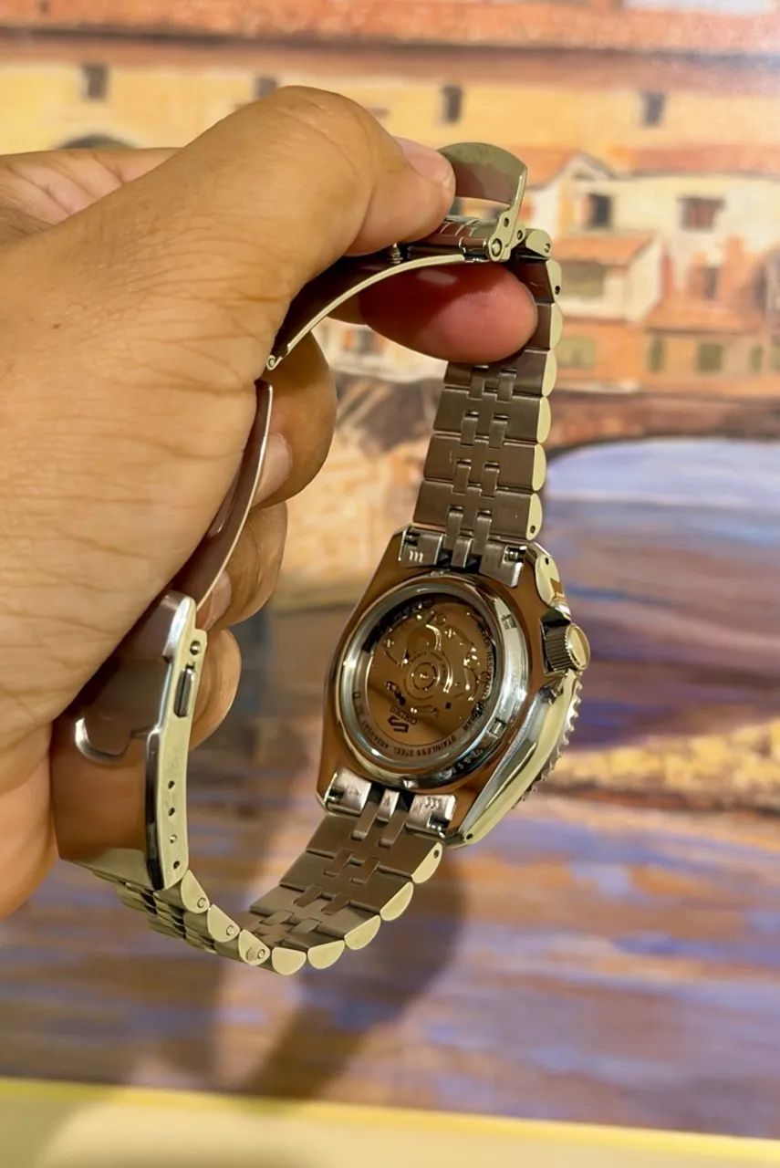 Seiko 5 Sports GMT " Bruce Wayne " - Foto 4