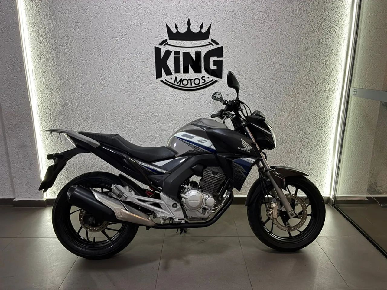 Honda CB 250 2020