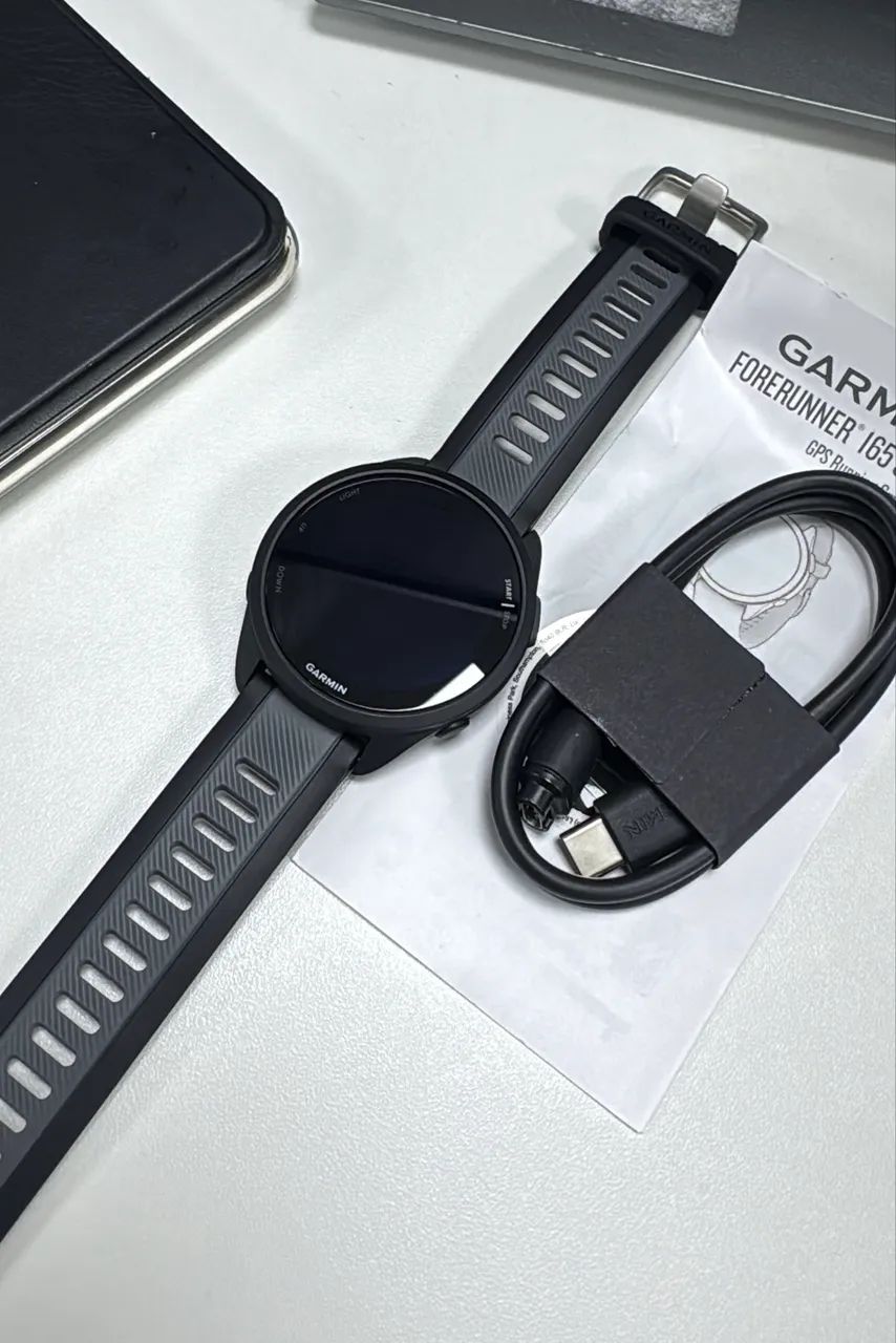 Garmin Forerruner 165 Preto
