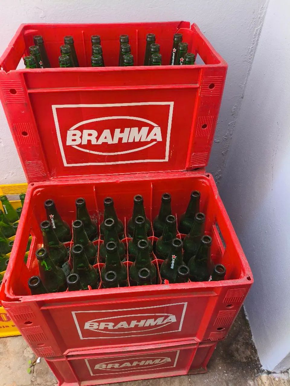 Vendo engradado completo (5 engradado)