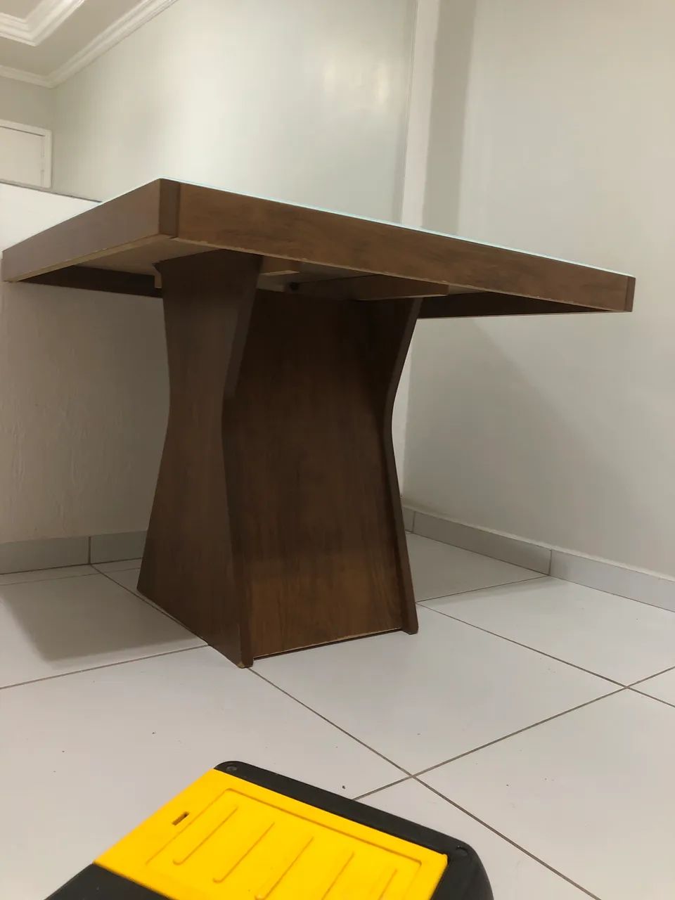Mesa quadrada com tampo em vidro  - Foto 3
