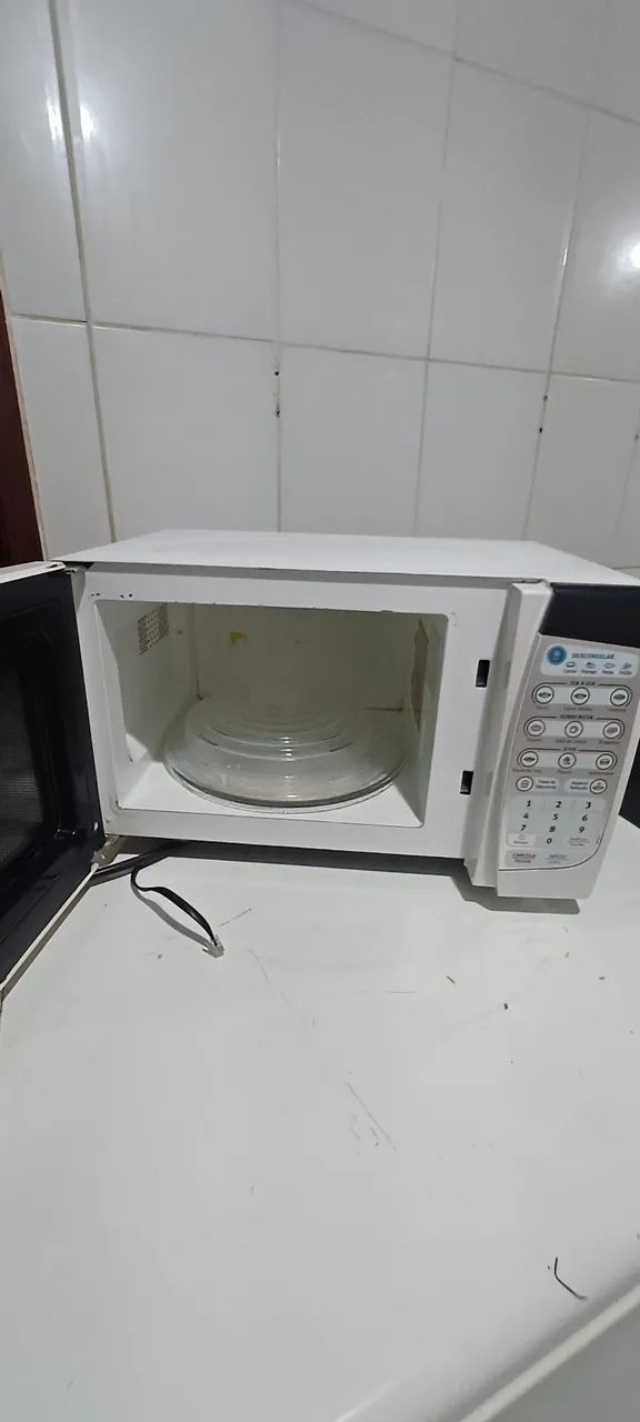 Micro-ondas Electrolux funcionando bem - Foto 2