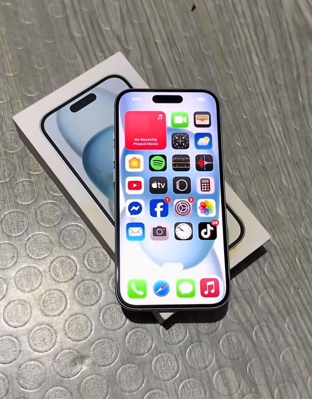 IPHONE 15 128gb garantia Apple 2027 - Foto 2