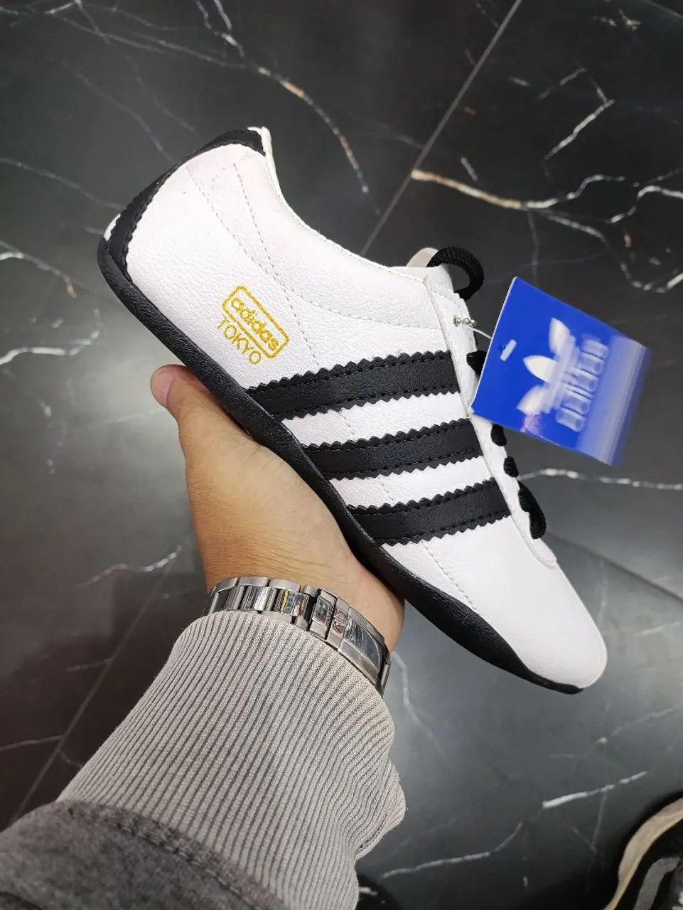 Tênis Adidas Tokio