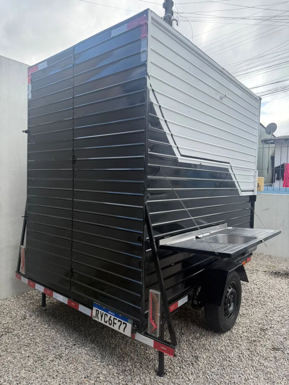 TRAILER HOME À VENDA - PRONTO PARA TRANSFORMAR EM SEU MOTORHOME!