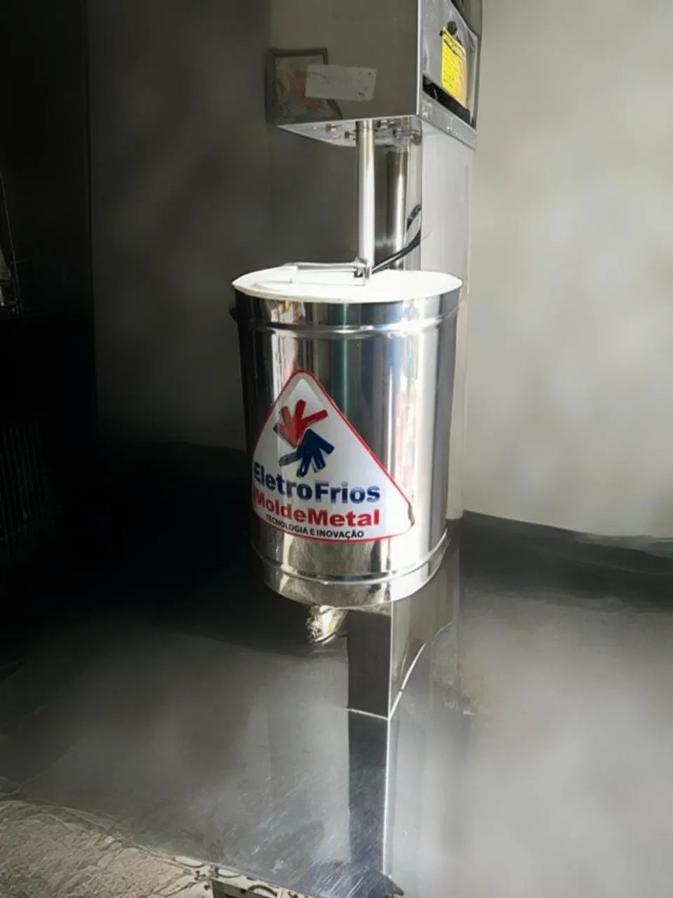 SORVETEIRA, PICOLELETEIRA E LIQUIDIFICADOR ELETROFRIOS (SORVETES E PICOLÉS) - Foto 3