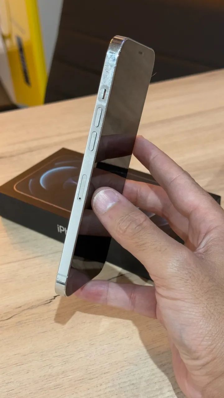 iPhone 12 Pro Max 128GB Silver - Loja física! Com garantia! Até