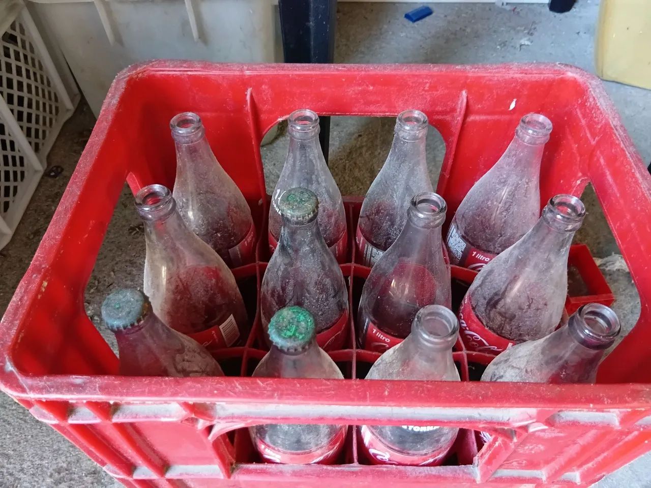 Engradado com 12 garrafas  - Foto 2