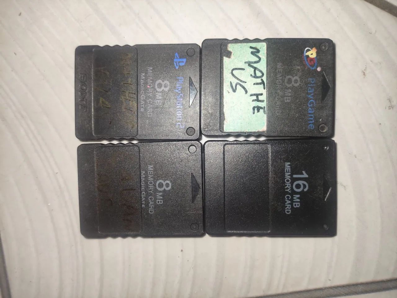 Vendo 4 memory card 