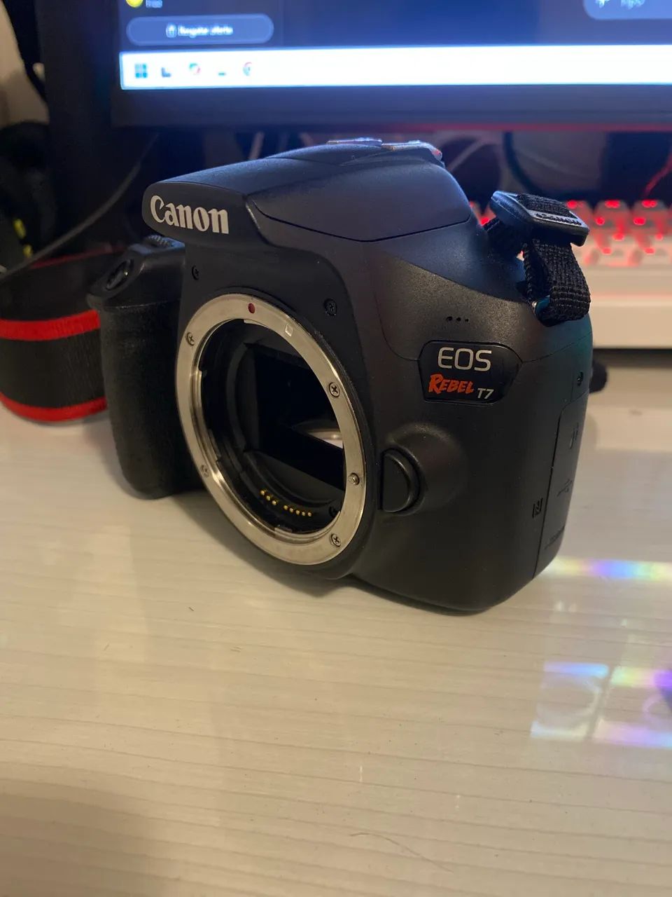 Cânon T7