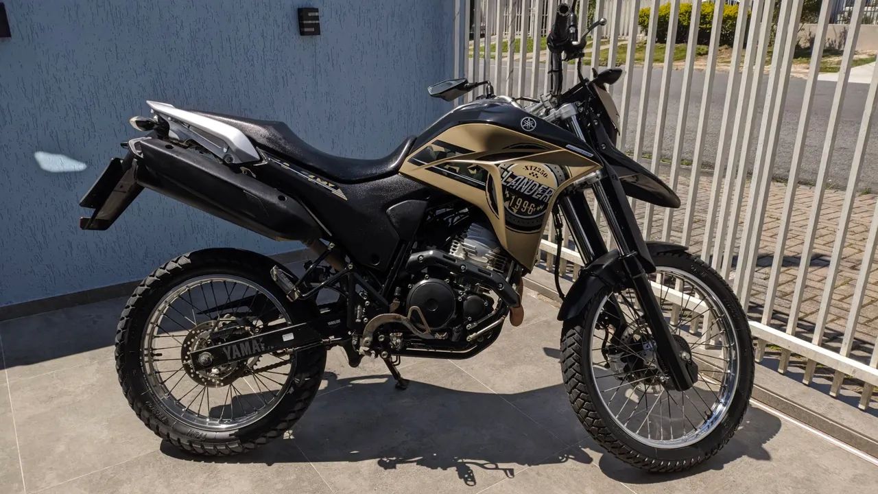 XTZ 250 Lander  - Foto 2