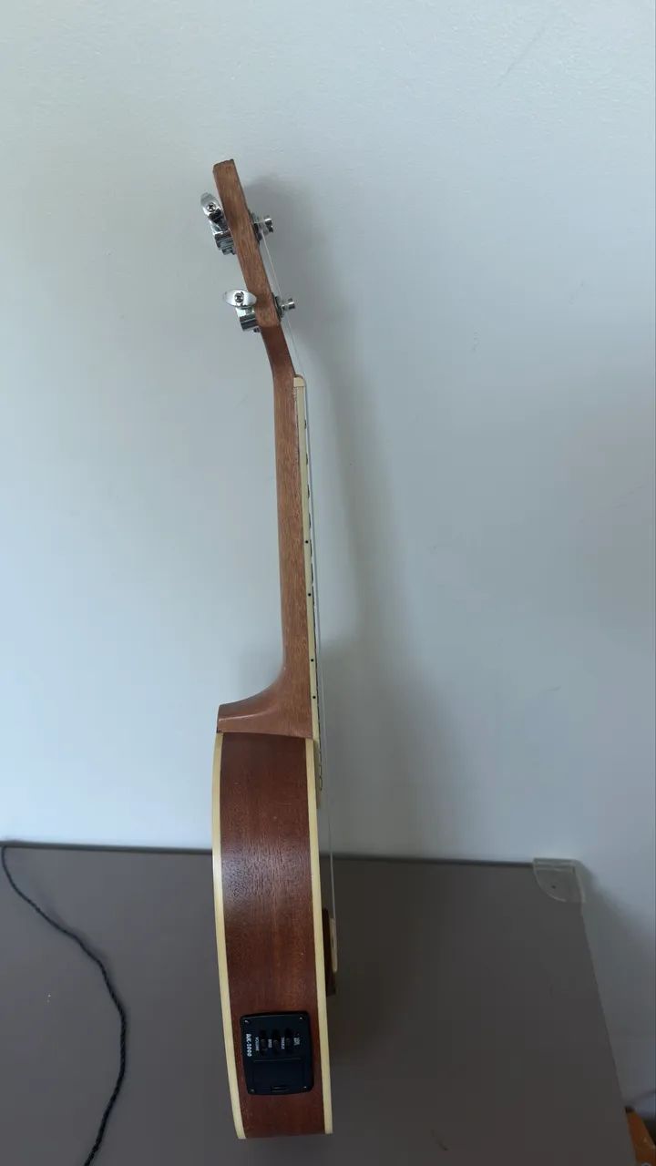 Ukulele abacaxi ?pineapple?  - Foto 4