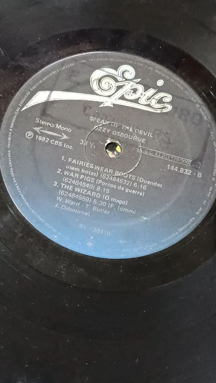 Um Disco Speak of the Devil Ozzy Osbourne Black Sabbath  - Foto 4