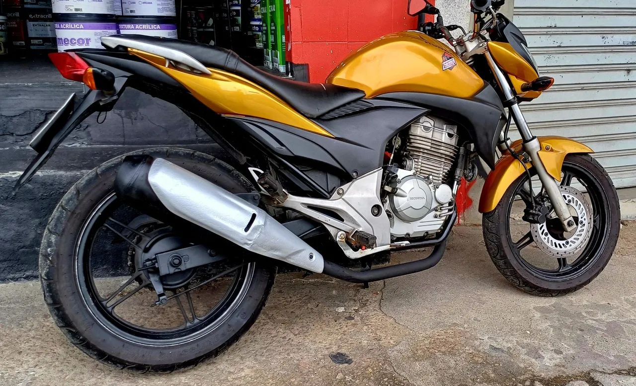 Honda CB 300 2010 - Foto 4