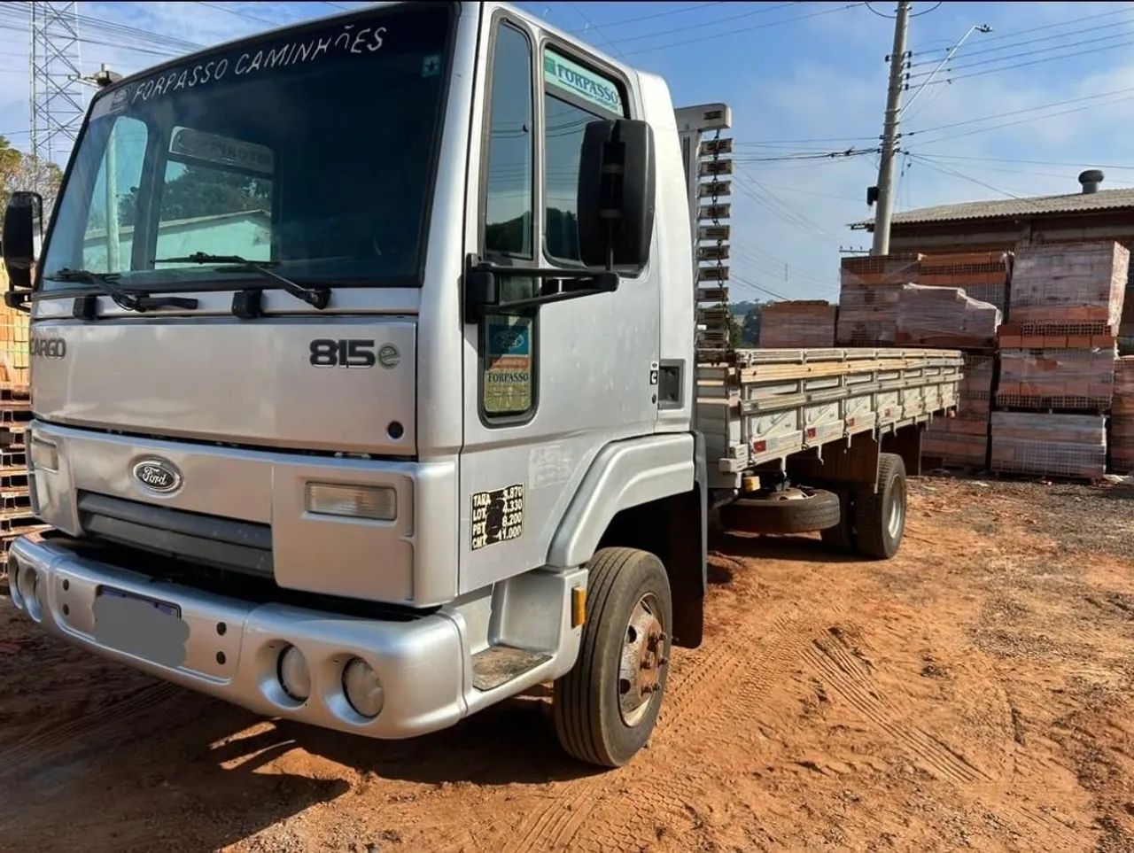 Ford Cargo 815 Ano 2011 - Foto 2
