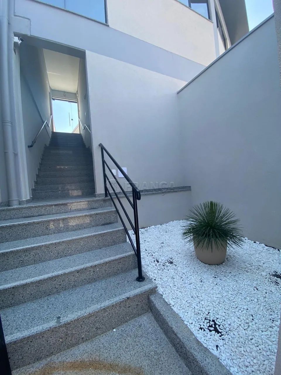 Casa Kitnet em Jacareí - Foto 4