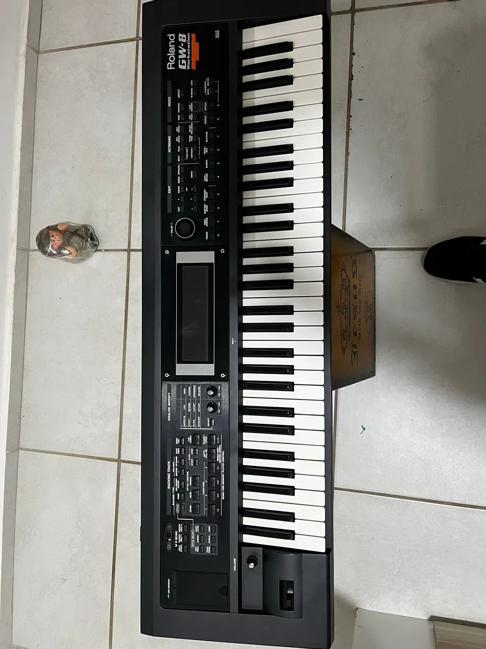 TECLADO ROLAND GW8 versão 2  - Foto 2