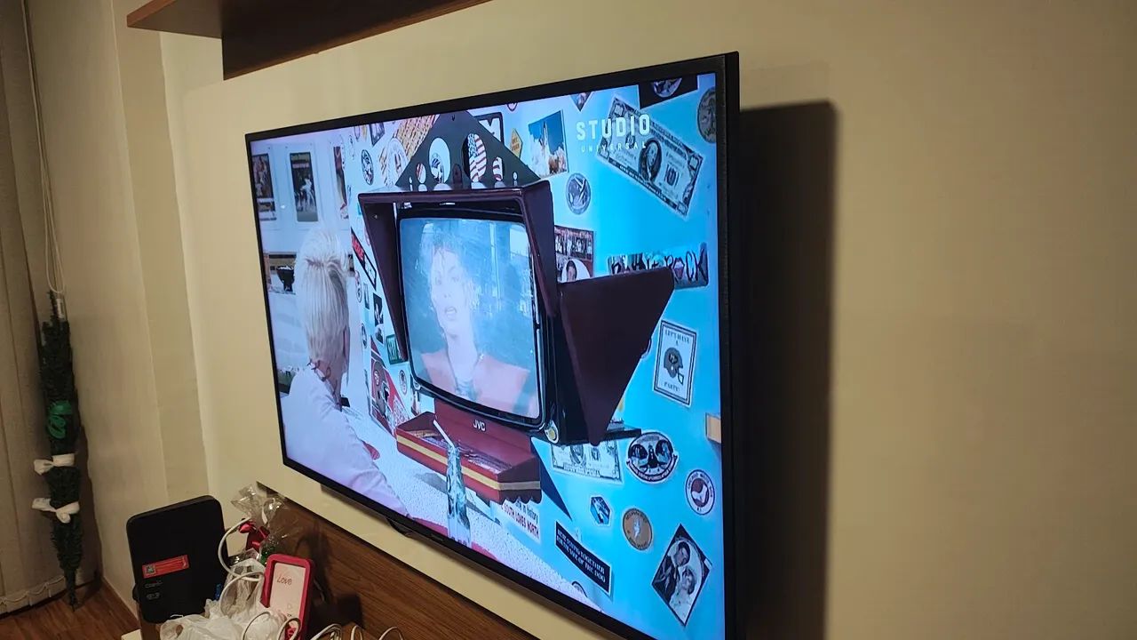 Tv Samsung 49 polegadas 4k - Foto 2