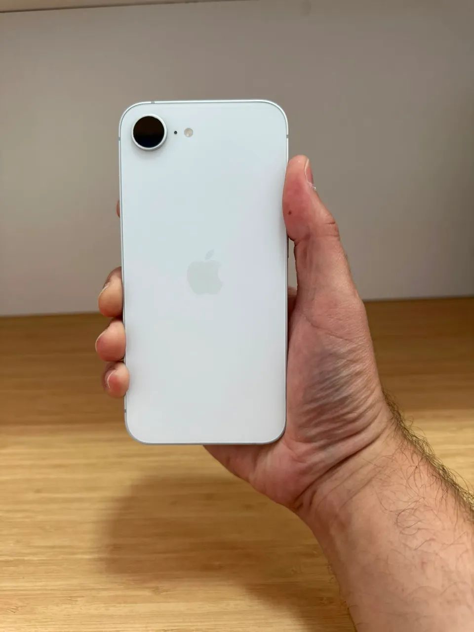 iPhone 16e 128GB Branco | 92% Bateria - Foto 2