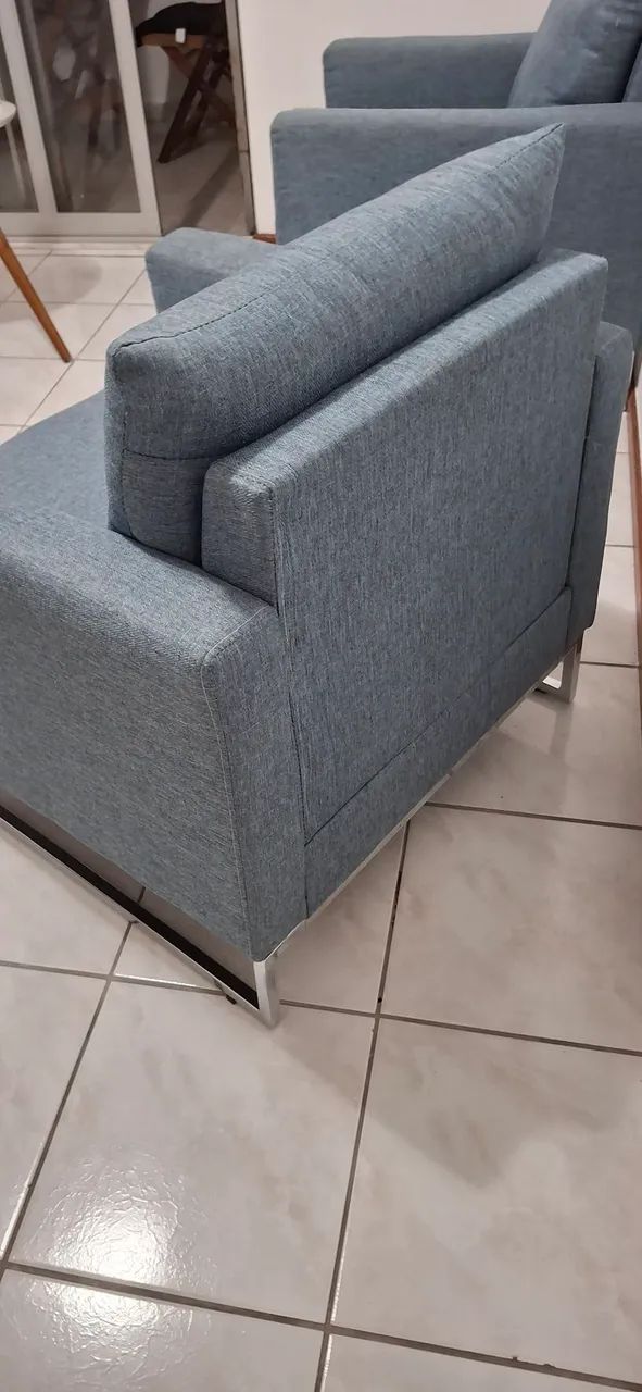 Poltronas + puff para as pernas486394958426951685
