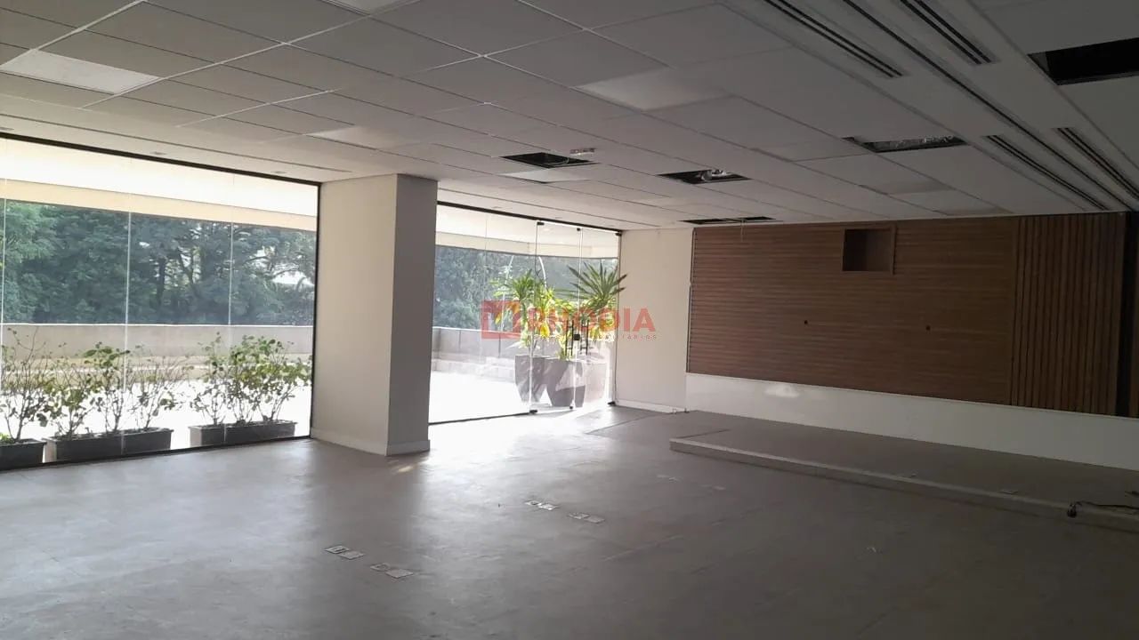 LOCAÇÃO SALA COMERCIAL NA AV. BRIGADEIRO FARIA LIMA