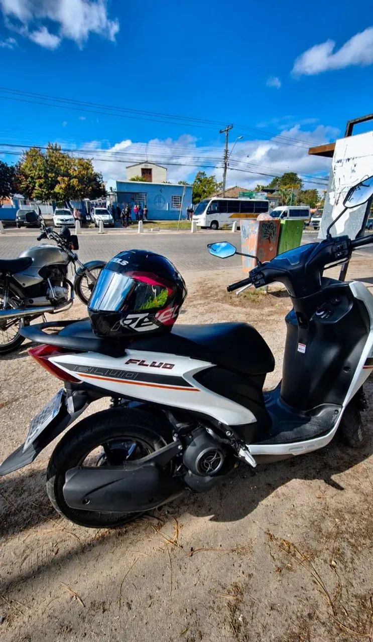 Vendo Yamaha Fluo - Nova - Foto 2