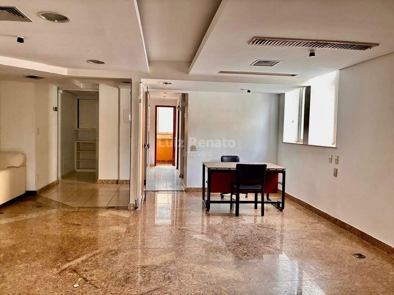 Conjunto de Salas Comerciais para Locação 85m² no Funcionários