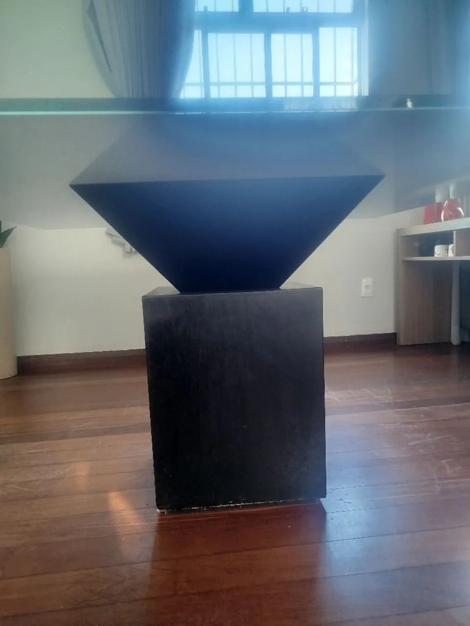 VENDO MESA DE JANTAR COM URGÊNCIA. - Foto 3